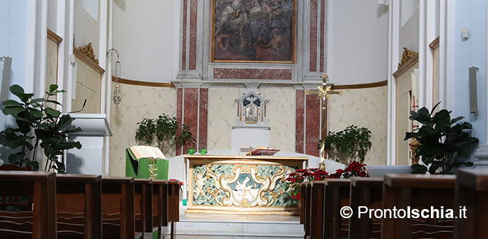 Chiesa di Santa Maria delle Grazie in San Pietro. Monumento barocco della fine del XVIII secolo sul Corso Vittoria Colonna.